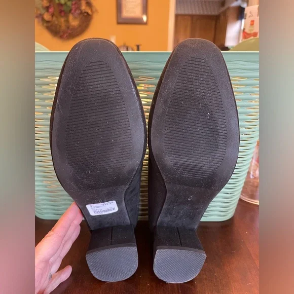 C Comfort Est 1946 Mary Jane’s - Picture 7 of 8